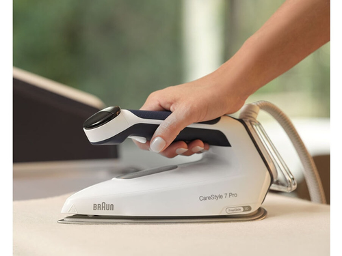 Braun Steam Generator Iron, 8 Bar Carestyle 7 Pro in Blue Blue - image 4
