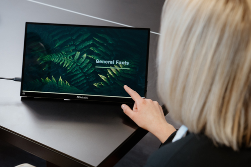 Verbatim Portable Touchscreen Monitor Ultra HD 4K - 15.6” – image 2