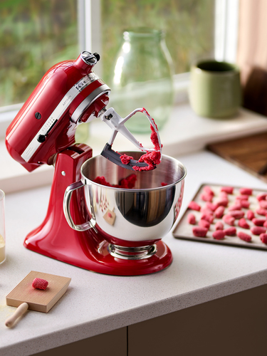 KitchenAid Artisan Mixer 175 Empire Red with Free Gift - image 7