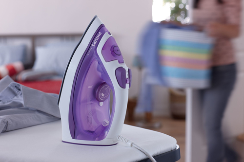 Philips PowerLife GC2930/02 Steam iron – image 6