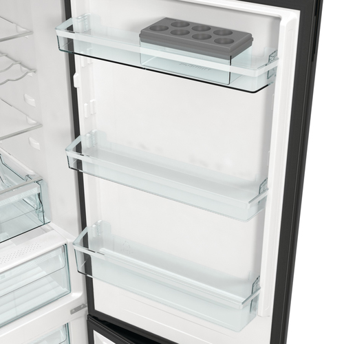 Hisense RB390N4RBDUK fridge-freezer Freestanding – image 3
