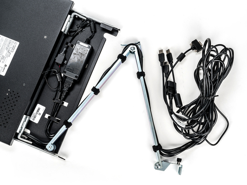 Vertiv Avocent LRA185KMM-205 rack console – image 4