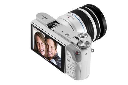 Samsung NX300M + OIS III 18-55mm + SEF-8A – image 4