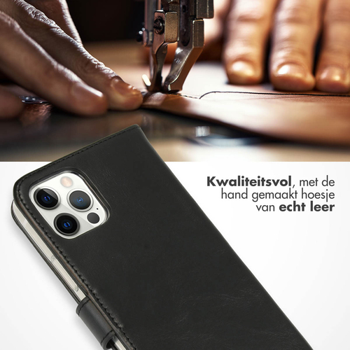 Selencia Echt Lederen Bookcase iPhone 12 (Pro) - Zwart, afbeelding 2