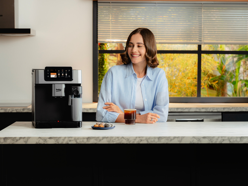 Beko CEG7348X CaffeExperto Bean To Cup Coffee Machine with Integrated Milk Jug – image 5