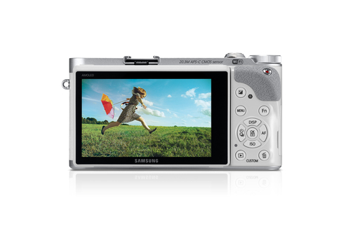 Samsung NX300 + OIS III 18-55mm – image 3