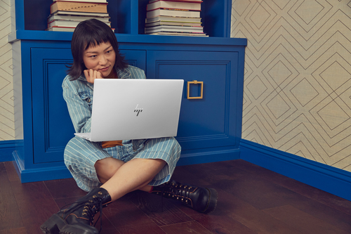 HP ENVY 15-ep1013na Intel® Core™ i7 i7-11800H Laptop – image 7