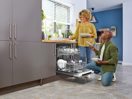 Beko BDIN16431 Integrated Full Size Dishwasher with Quick&Shine – image 4