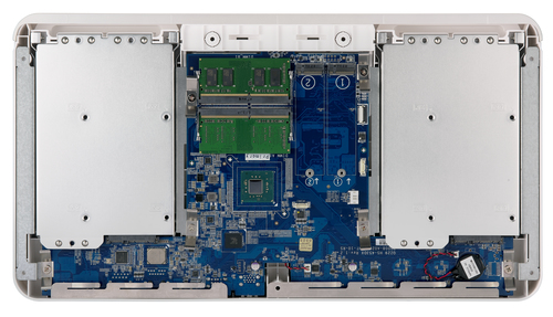 QNAP HS-453DX-4G NAS Tower Intel® Celeron® J4105 – image 4