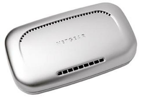 NETGEAR 8-Port 10/100 Mbps Fast Ethernet Switch - Platinum design