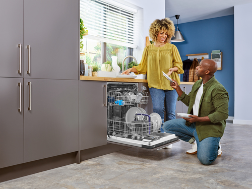 Beko BDIN26430 Integrated Full Size Dishwasher with HygieneIntense – image 3