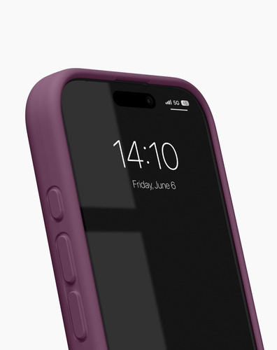 iDeal of Sweden Soft Swirl Silicone Case MagSafe iPhone 16 Velvet Plum – image 3
