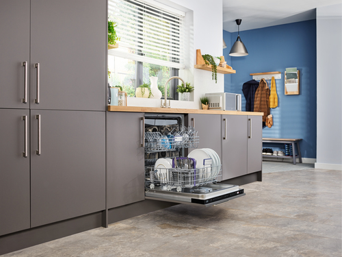 Beko BDIN38640F Integrated Full Size Dishwasher with Fast45 – image 6