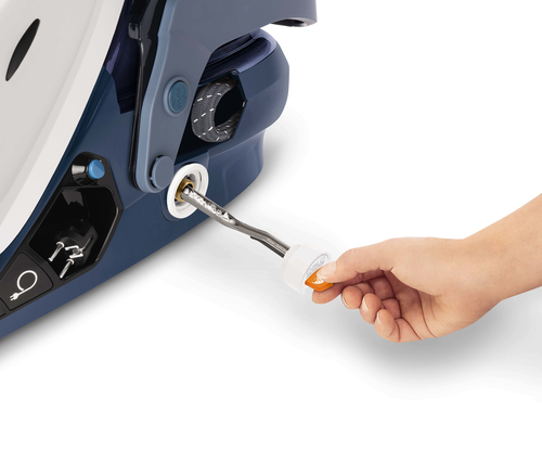 Tefal GV9080 steam ironing station – image 4