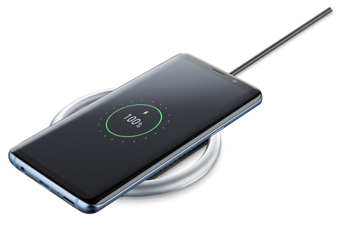 Cellularline Arena Wireless Charger - Apple, Samsung and other Wireless Smartphones – image 3