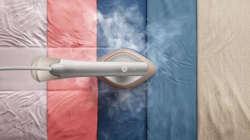 Philips GC213/16 iron Steam iron SteamGlide Plus soleplate – image 2