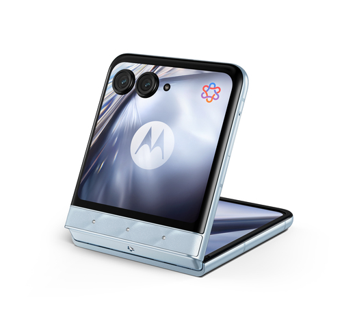 Motorola razr 60 + moto buds loop – image 9