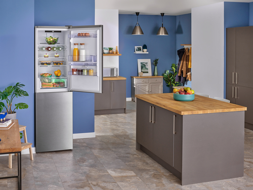 Beko CNG4601DVPS Freestanding NeoFrostTM Fridge Freezer with HarvestFreshTM – image 6