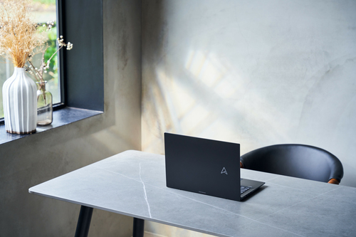 ASUS Zenbook 14 BM3402YA-KP848X AMD Ryzen™ 5 7530U Laptop – image 8