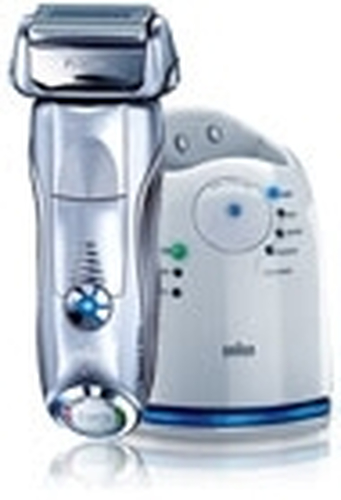 Braun 760cc Planžetový holicí strojek Zastřihovač Stříbrná