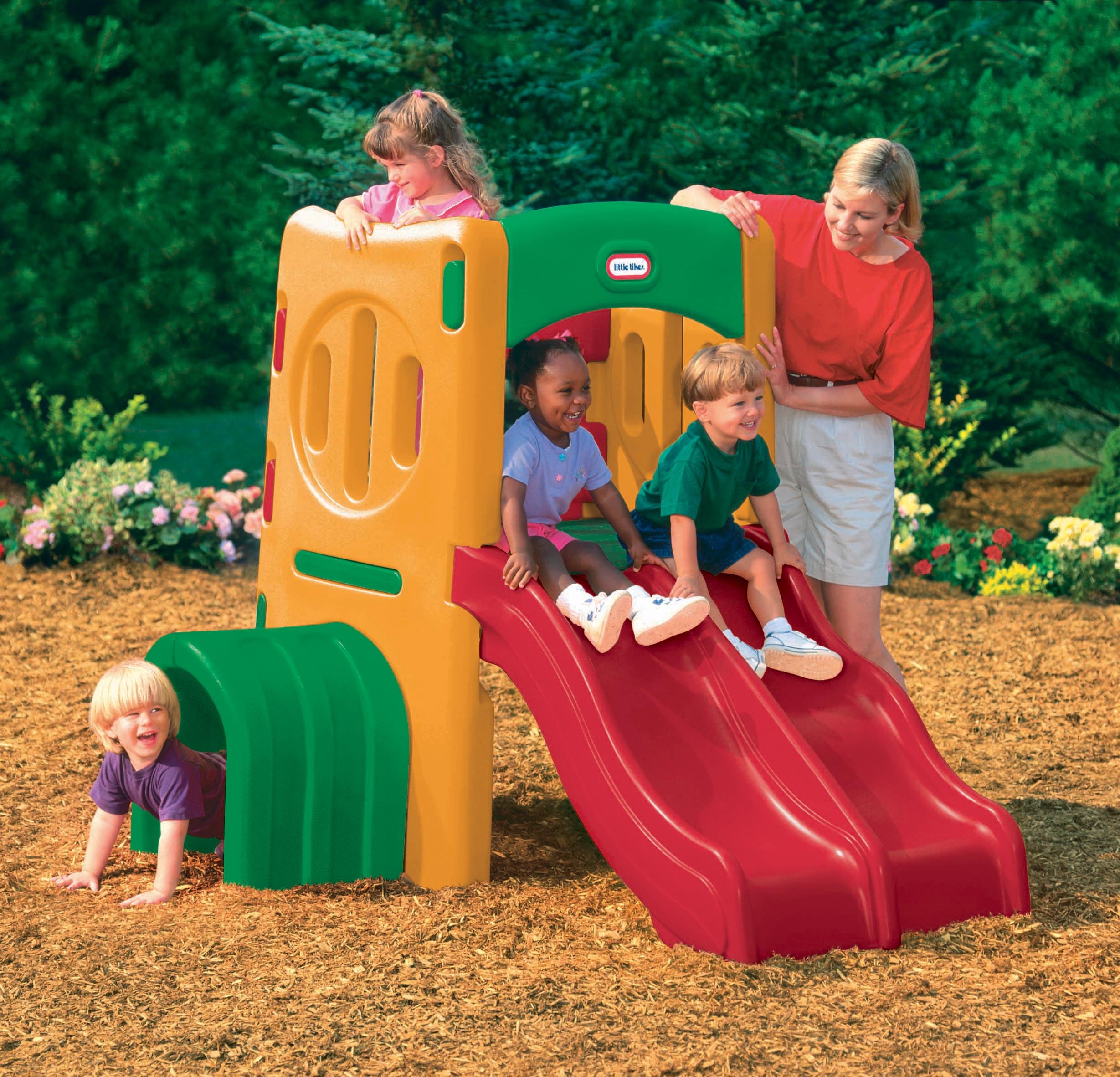 little tikes playset with 2 slides and tunnel