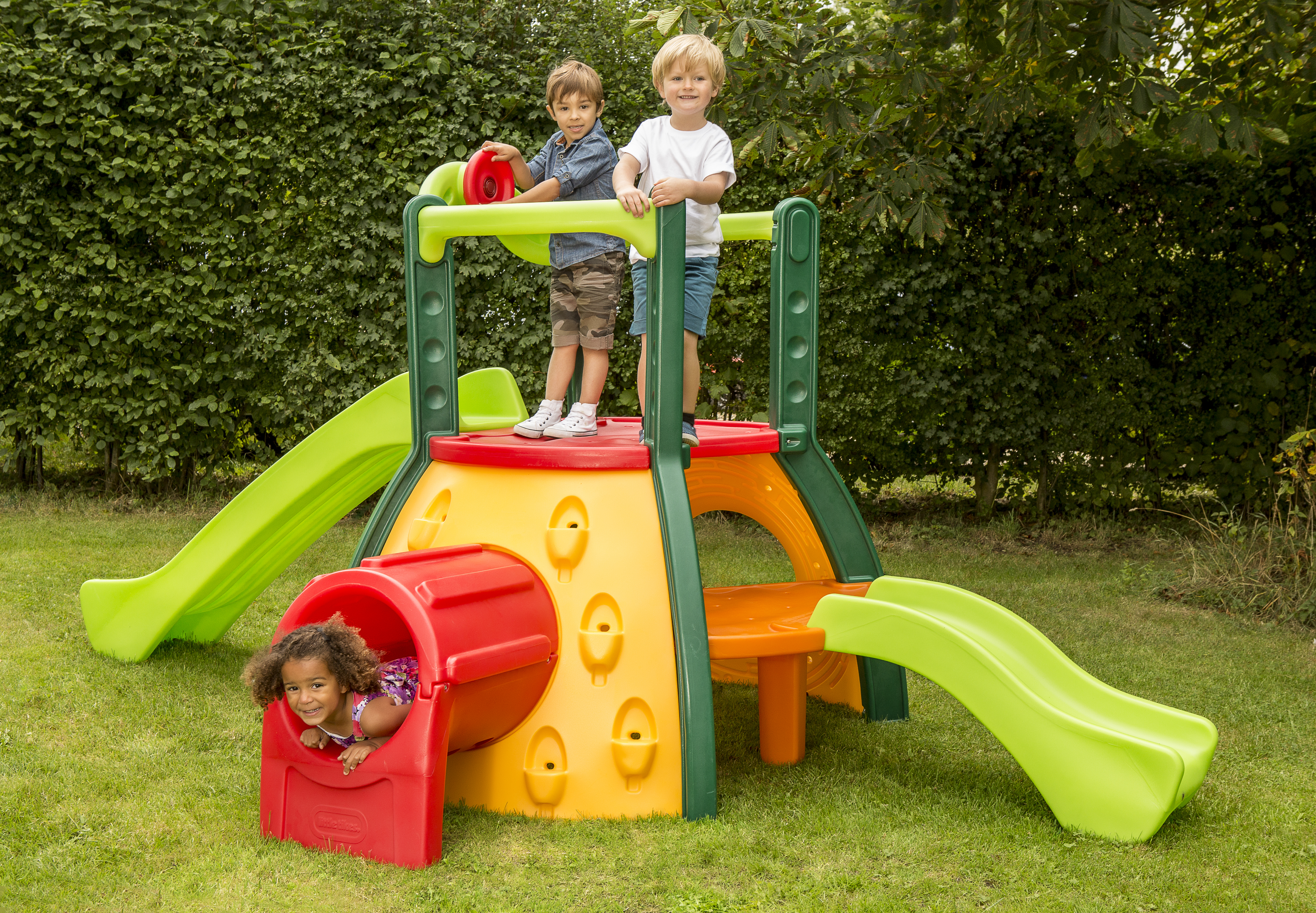 little tikes playset with 2 slides and tunnel