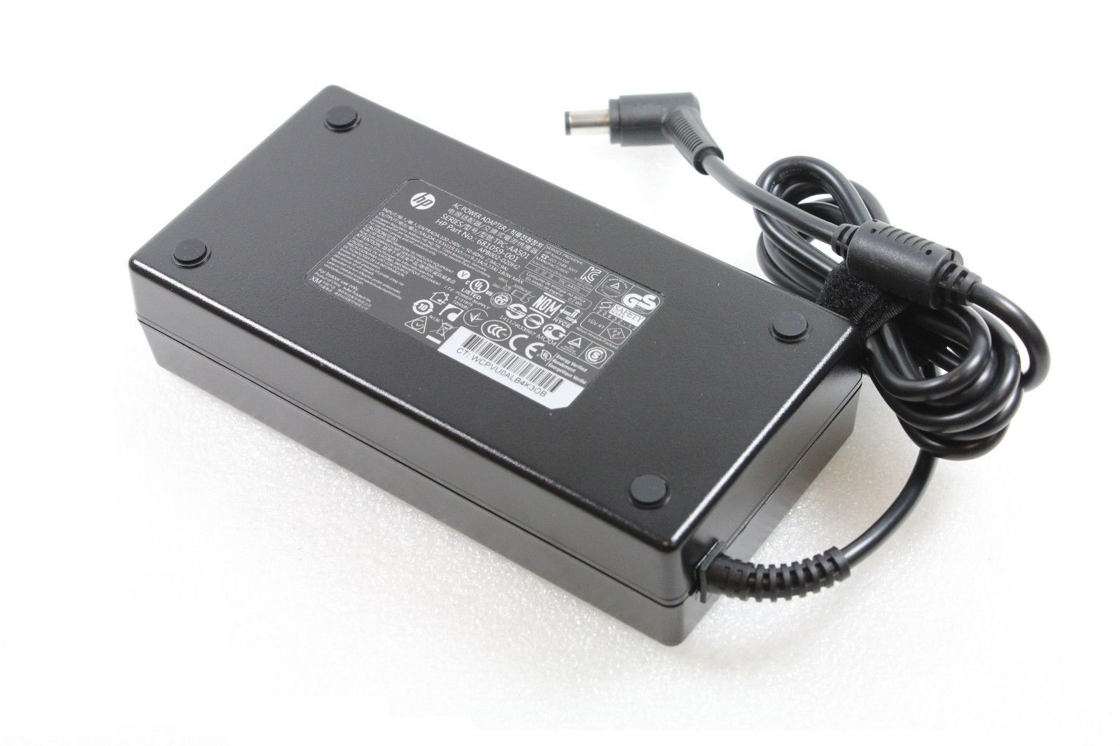 HP 681059-001 power adapter/inverter Auto 180 W Black