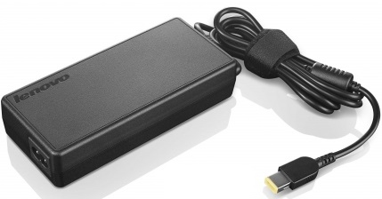 Lenovo 135W AC Adapter Svart inomhus