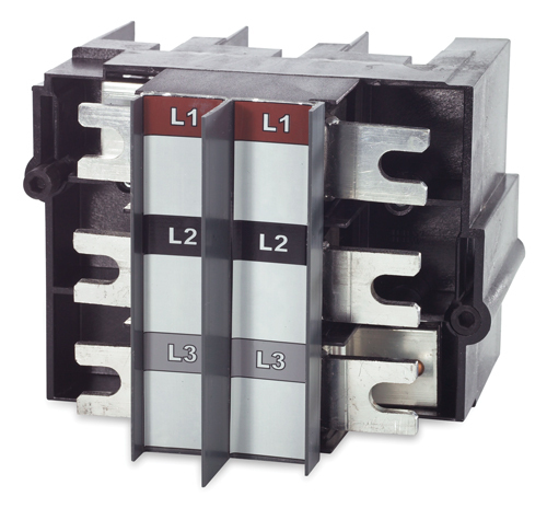 APC - Circuit breaker adapter - AC 480 V - 3-phase - output connectors: 1 - for P/N: SY100K250D, SY125K250D, SY125K250D-NB, SY125K500D, SY125K500D-NB, SY150K250D
