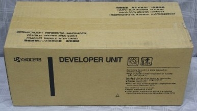 KYOCERA Developer Unit DV-570K for FS-C5400DN laddningsrullar 100000 sidor