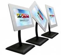 Philips Philips BDT5535GF/32 Signage-Display 139,7 cm (55") LED 450 cd/m² Full HD Schwarz, Grau Touchscreen https://images.icecat.biz/img/norm/low/18032121-8203.jpg Philips Philips BDT5535GF/32 Signage-Display 139,7 cm (55") LED 450 cd/m² Full HD Schwarz, Grau Touchscreen https://images.icecat.biz/img/norm/low/18032121-8203.jpg