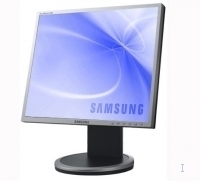 Samsung Samsung SyncMaster 740B, Silver 43,2 cm (17 Zoll) 1280 x 1024 Pixel Silber https://images.icecat.biz/img/norm/low/828111-183.jpg