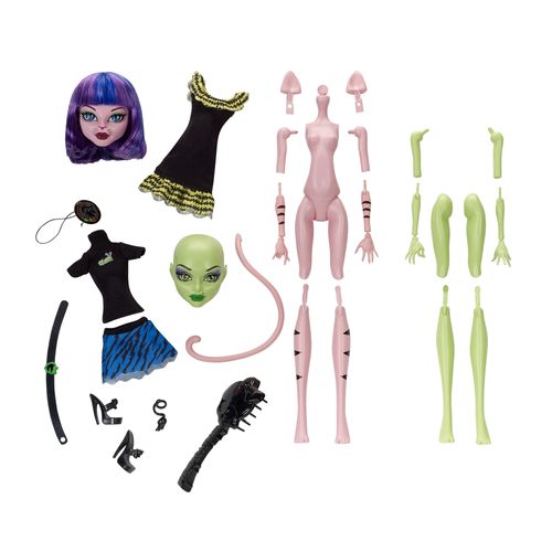 Mattel X3724 nukk